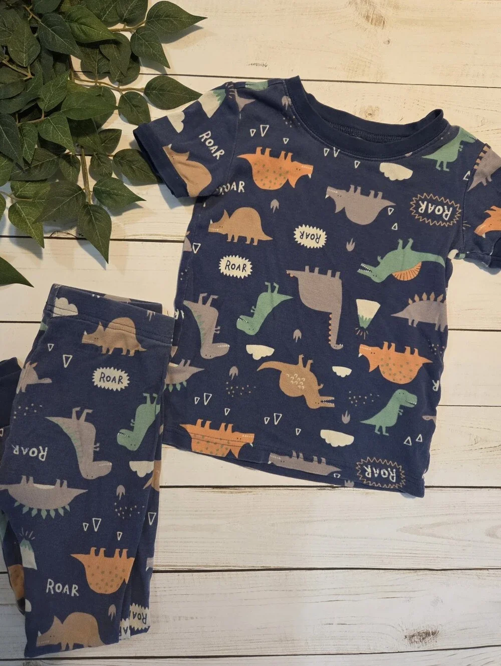 Boy's Dinosaur Pajamas, Size 5T, 3 Pairs